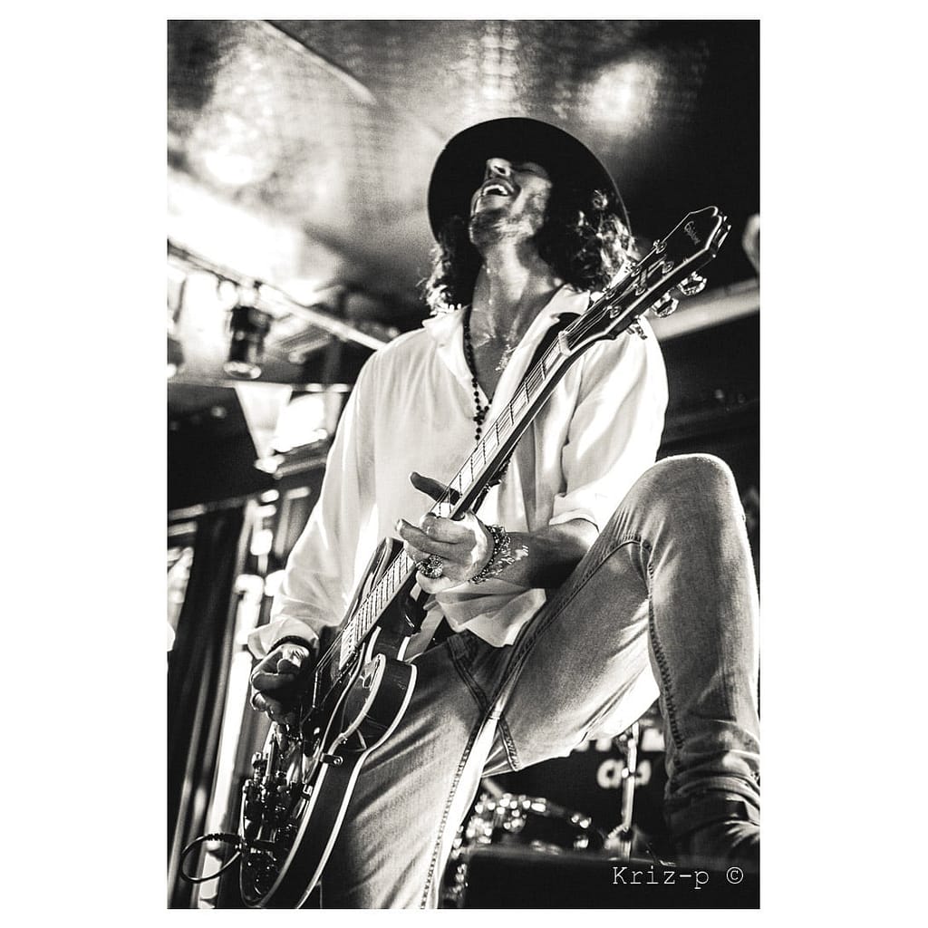 leontas UK band rock 'n' roll mykonos - VIP mykonos party artists mykonos leontas UK band rock 'n' roll mykonos - VIP mykonos party artists mykonos