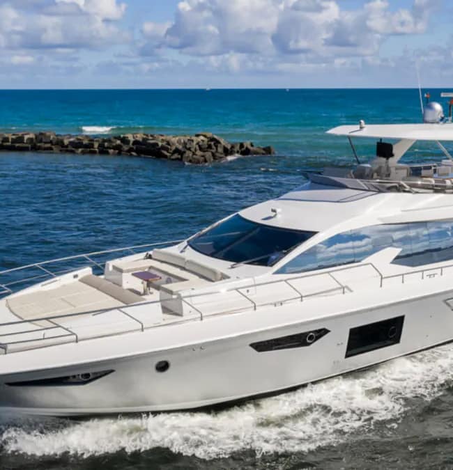 elysium azimut miami yacht in the sea