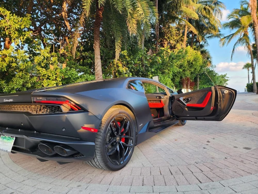 lambo huracan lp610 - rent a lambo miami