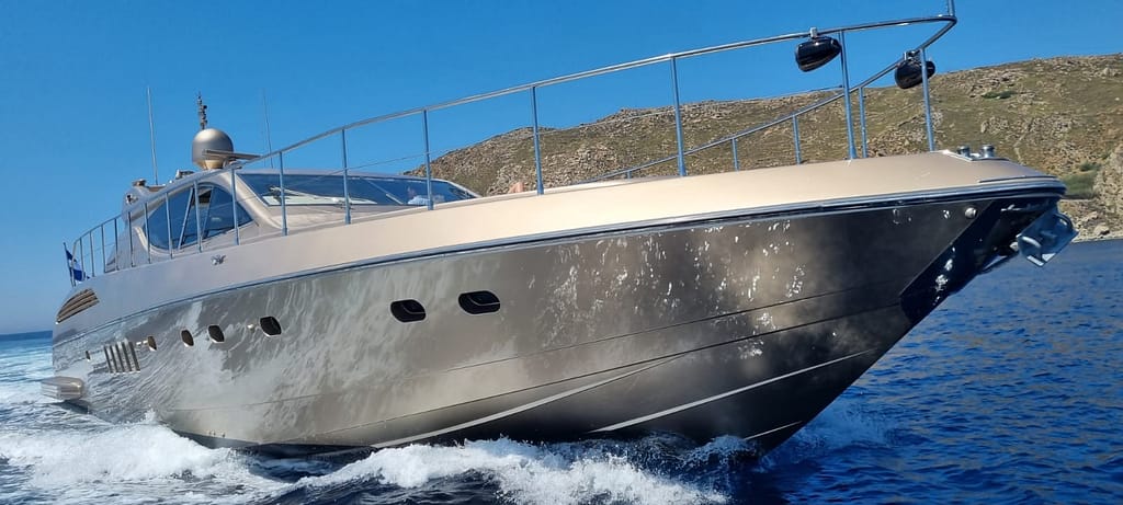 arno leopard - luxurious yachts mykonos - billionaire club 1