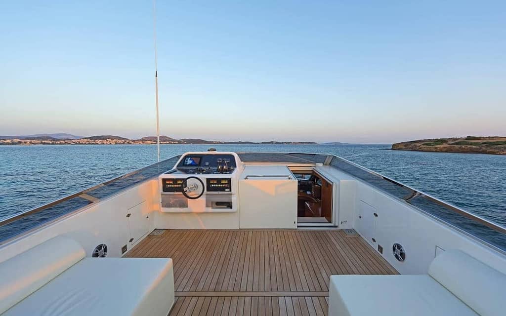 falcon yachts mykonos - billionaires 3