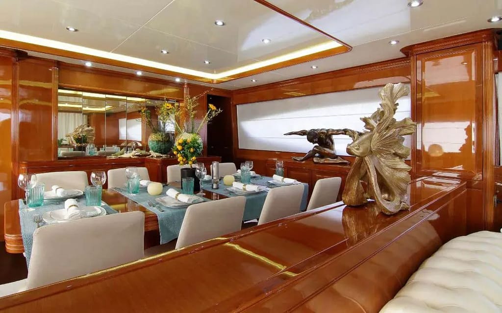 lifestyle - yacht posillipo