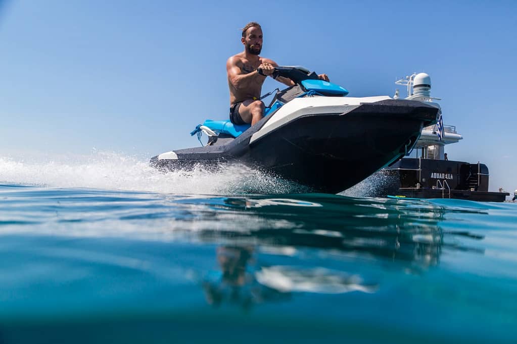 jet ski - man holidays mykonos