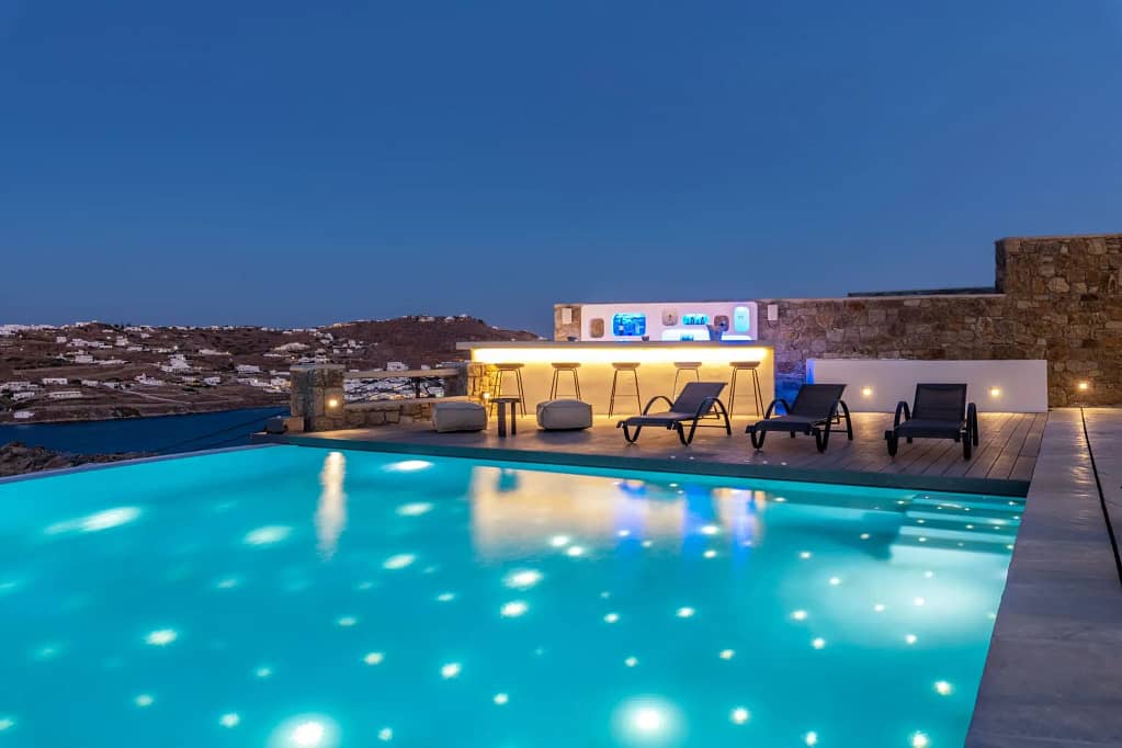 lavish fancy villa in Mykonos - villa silence