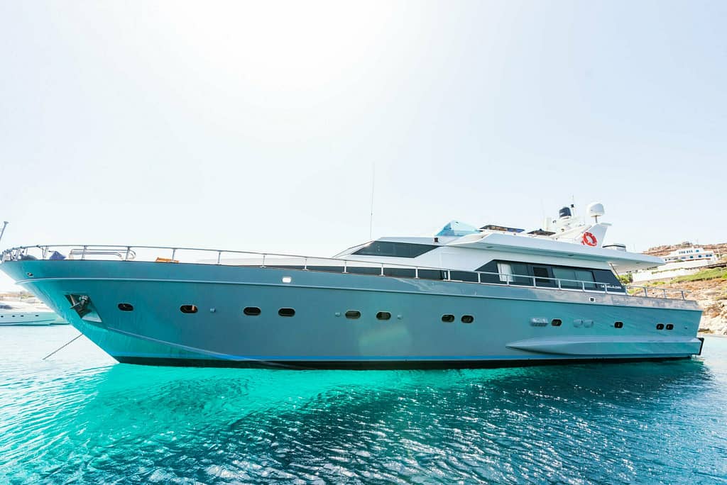 luxurious yachts mykonos - charter a yacht - cantieri di pisa- billionaire club mykonos concierge #61