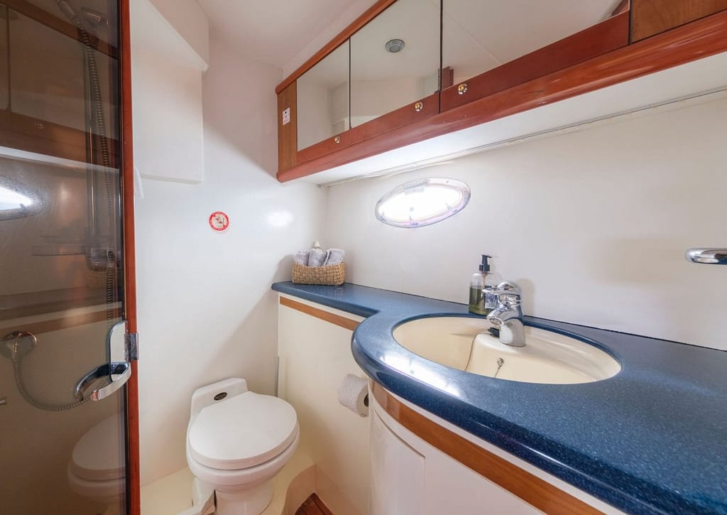 mykonos yachts - sunseeker 47 WC