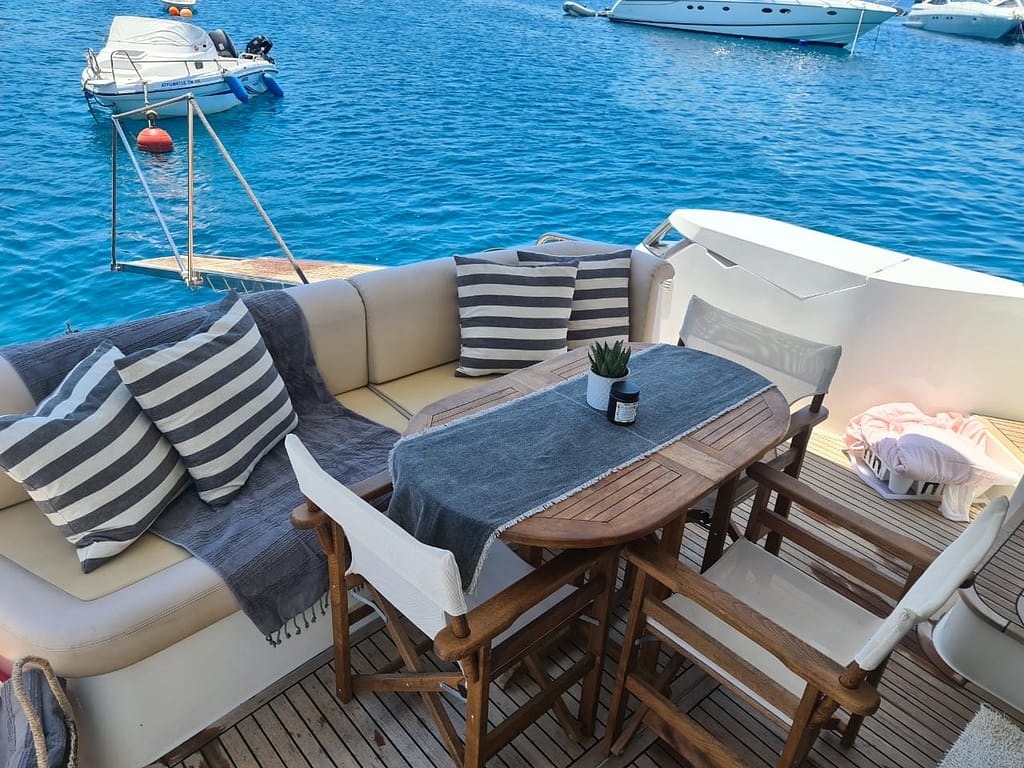 inside yachts mykonos - lady j yacht - concierge - yachting mykonos