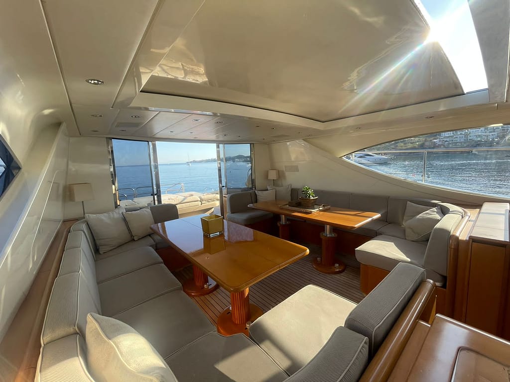 arno leopard - luxurious yachts mykonos - billionaire club 4