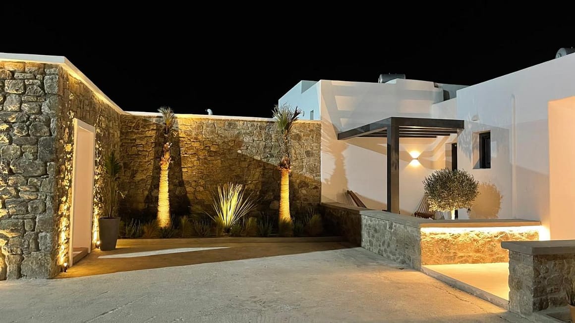 stylish villa mykonos - villa valentino - billionaire lifestyle 1