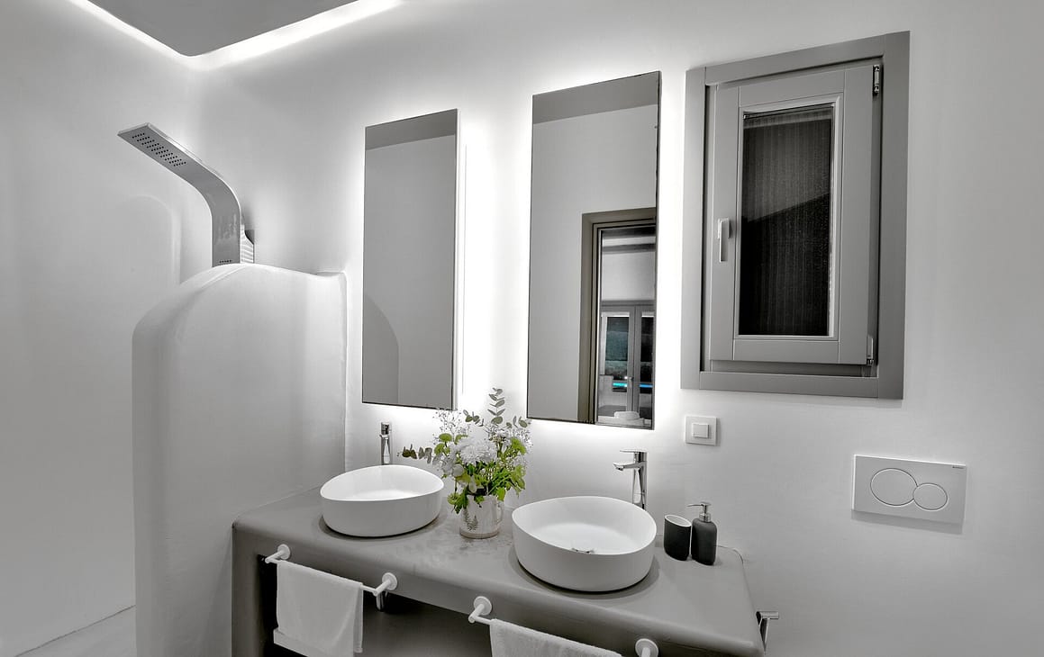 luxury exotic villas - mykonos villas Bao toilet