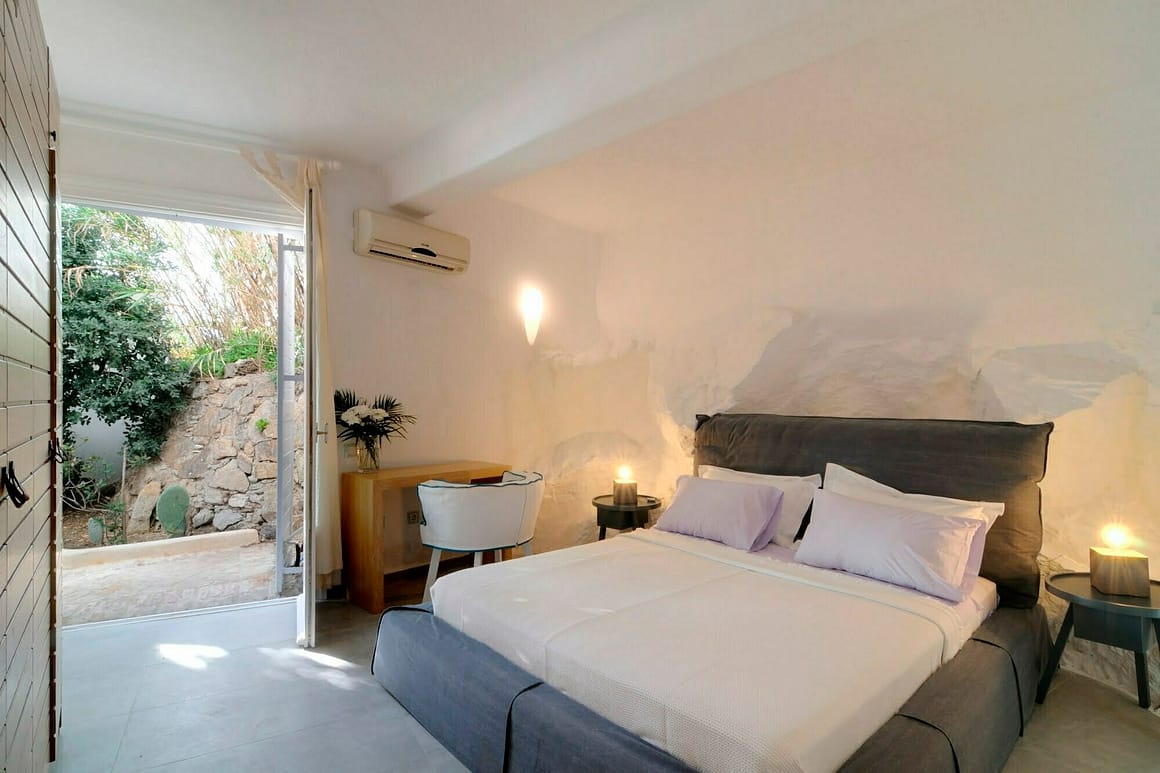 Delos Villa