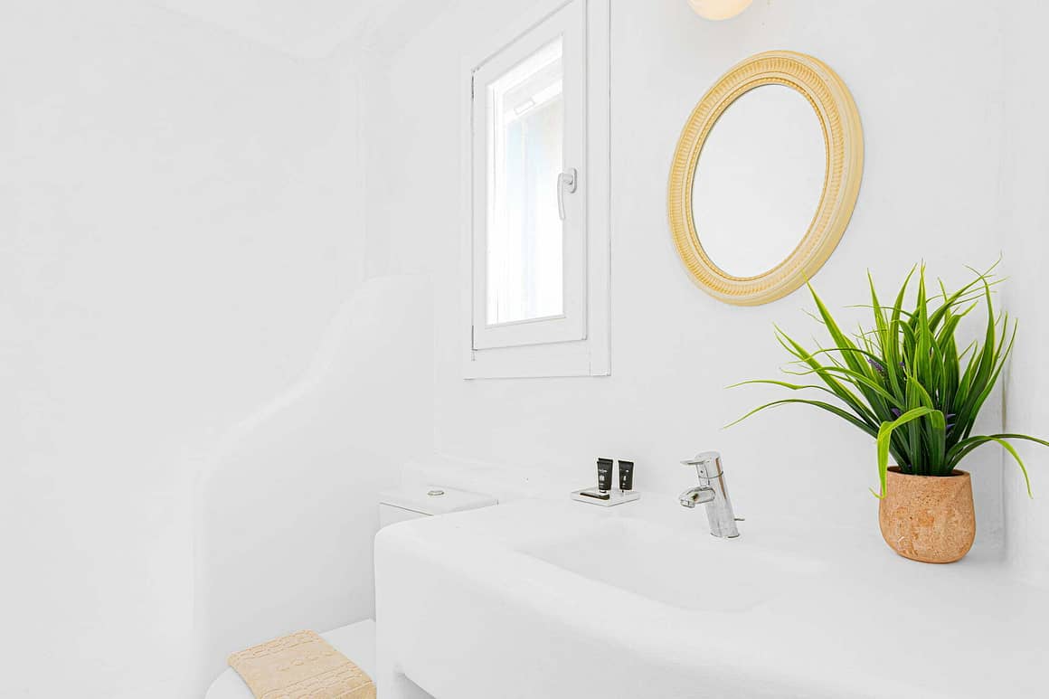 dexlue villa mykonos - toilet - villas