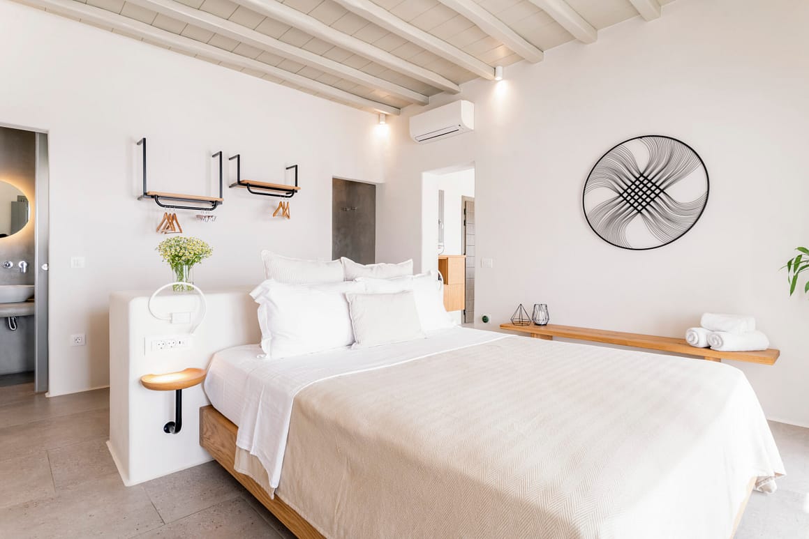 best villa for couples in Mykonos - Hercules bedroom