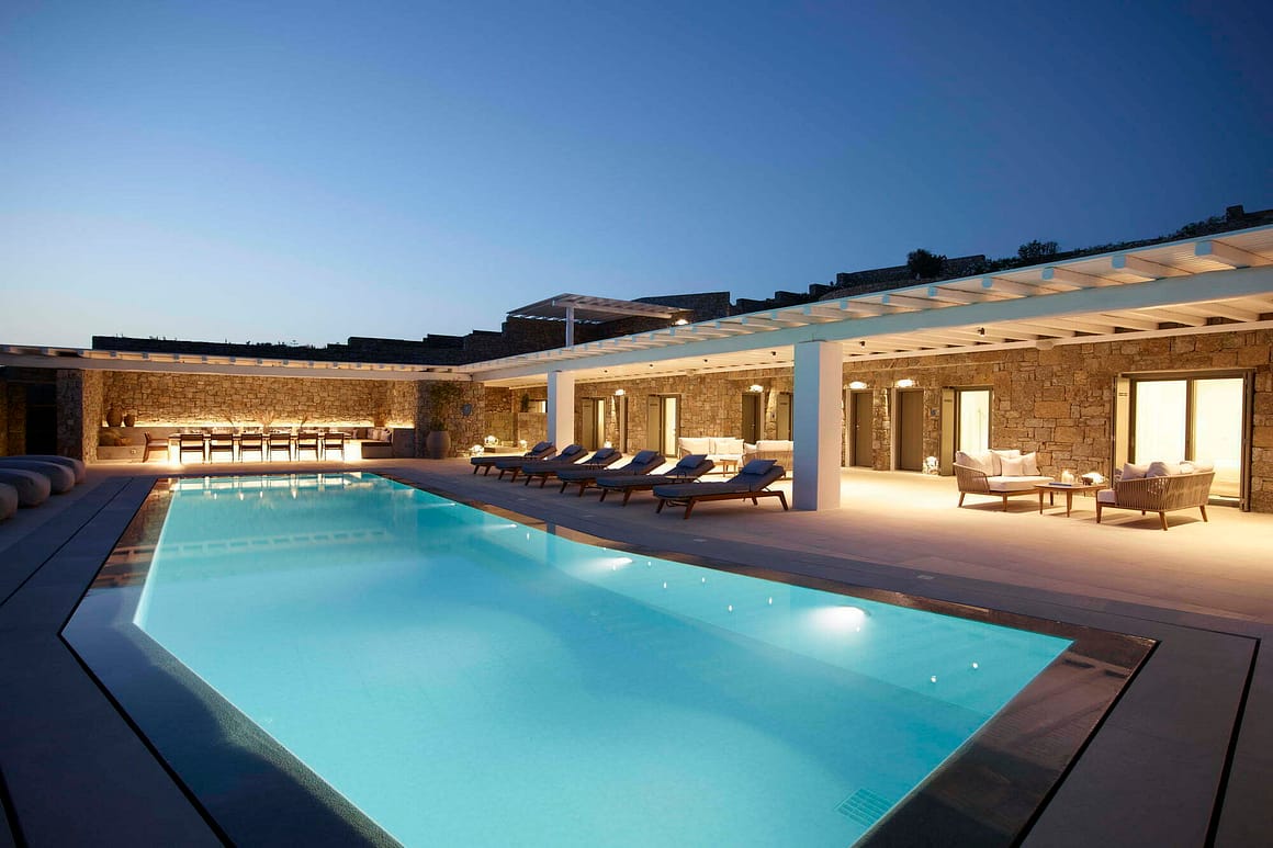 blue pearl - majestic villa in Mykonos - billionaire club mykonos concierge luxury pool