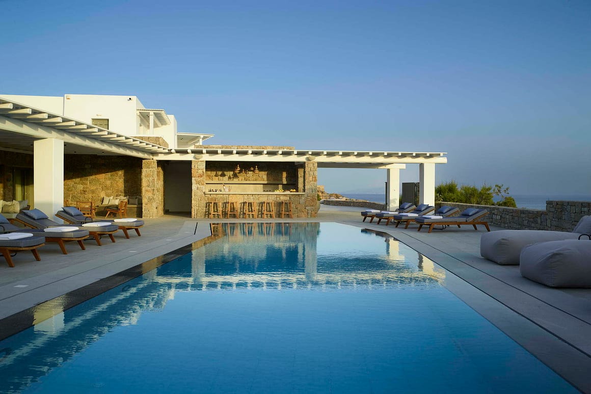 luxurious blue pearl in mykonos - villas Billionaire Club Mykonos Concierge majestic villa 2