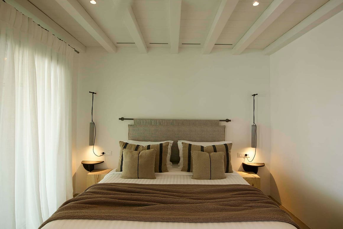 luxurious blue pearl villa in mykonos - villas Billionaire Club Mykonos Concierge majestic villa bedrooms