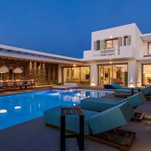 villa for millionaires in Mykonos - luxury concierge