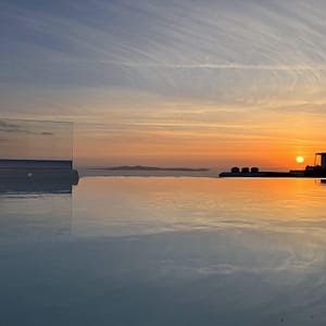 sea villa lighthouse mykonos - billionaire club sea view