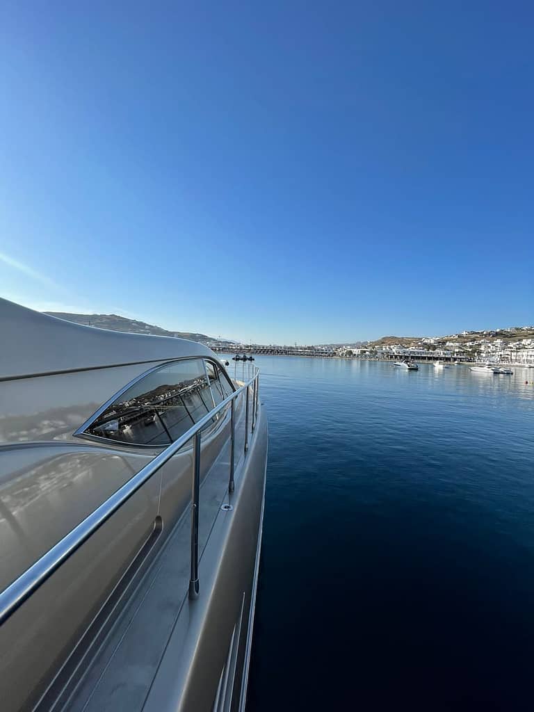 arno leopard - luxurious yachts mykonos - billionaire club 6