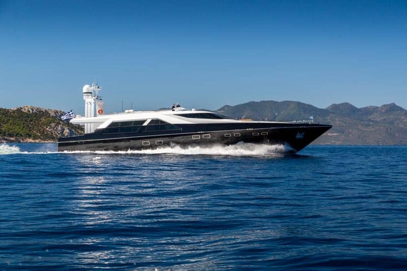 yacht mykonos - aquarella - super yachting - rent yacht billionaire club mykonos