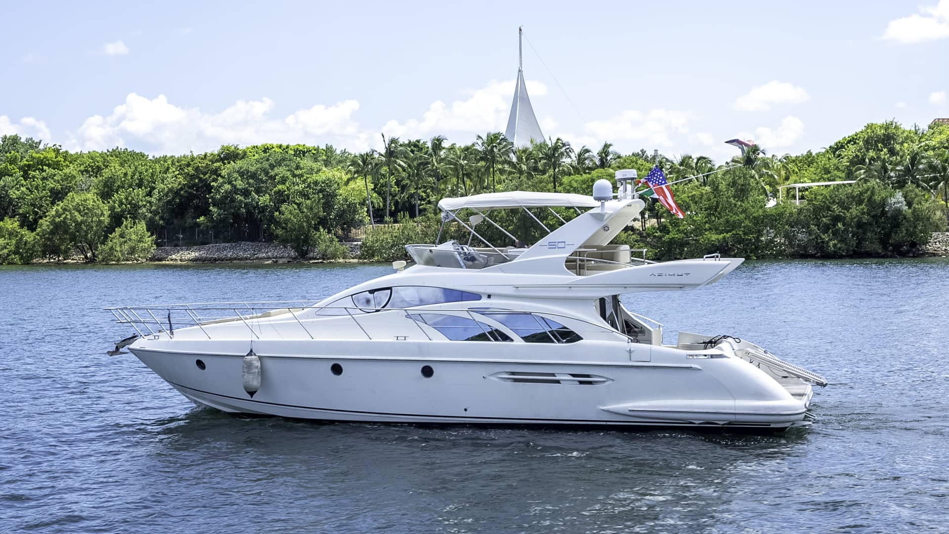 small boats - azimut 50