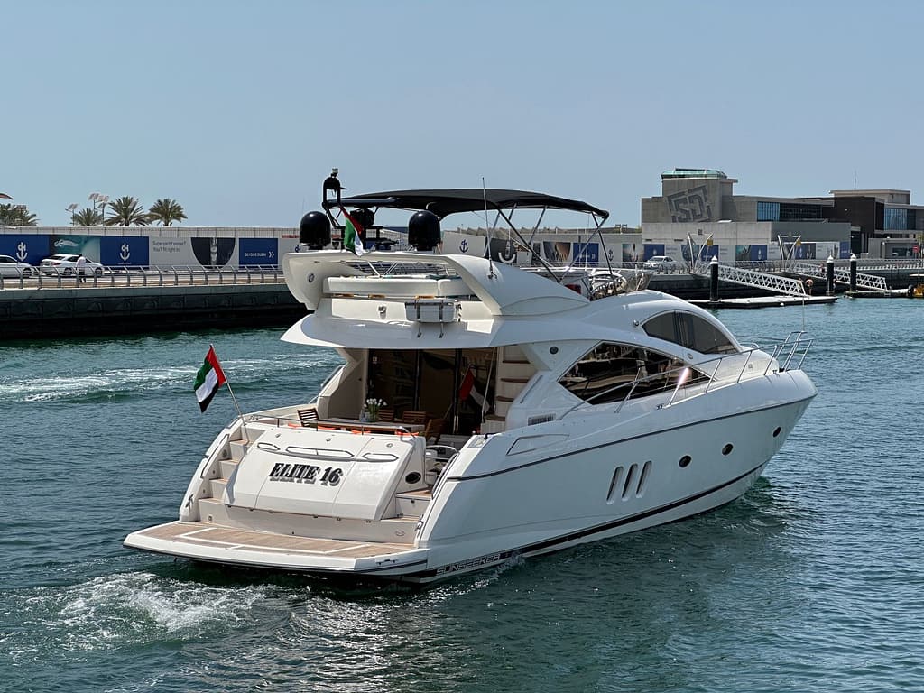 sunseeker 70' - billionaire club dubai yachts