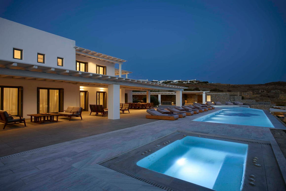 luxury pool - blue emerald villa - billionaire club mykonos villas