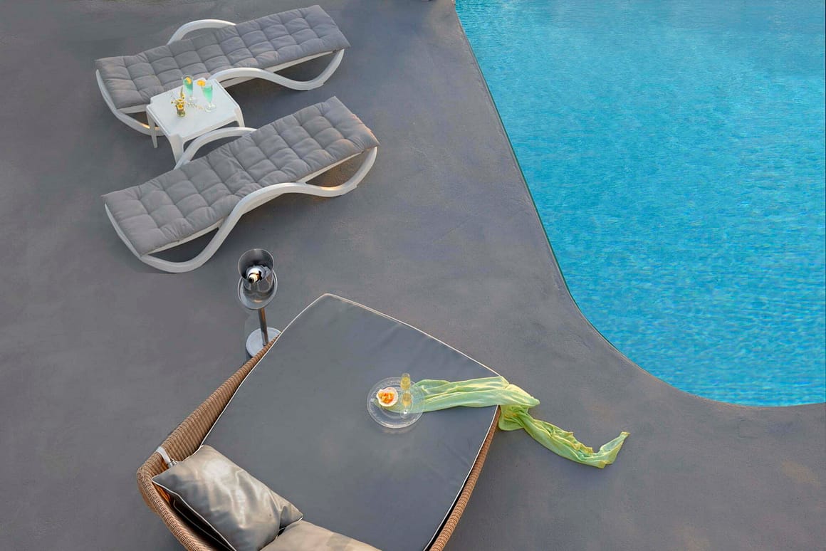rent villa in Mykonos casa bianco - billionaire club luxury pool in villa mykonos